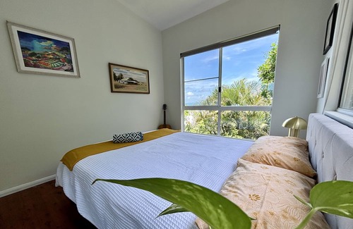Yeppoon House | Yeppoon beachside oasis with epic island views, gorgeous breezy deck & air con