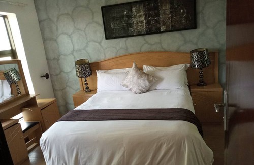 Lusaka Apartment | Executive fully furnished apartment close to amenities In Massmedia no001