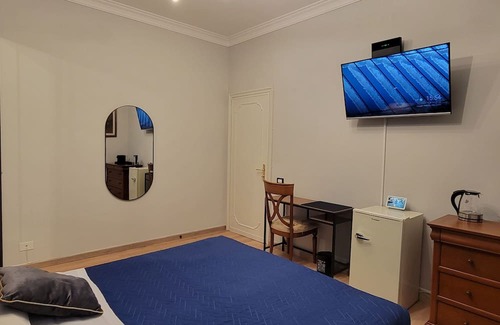 Zona LIII Tomba di Nerone Bed & Breakfast | Vrbo Property