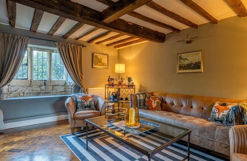 Stanton Cottage | Foxholme Manor - Spacious manor with swimming pool and tennis court