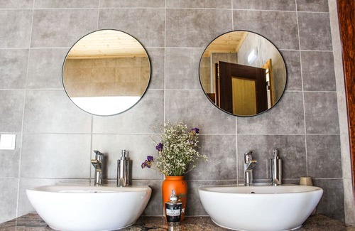 Gois House | 5 Minutes From the River Beach, Family Room in Góis in a Quiet Rural Setting