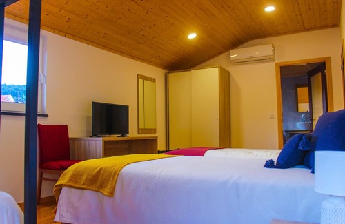 Gois Cottage | 5 Minutes From the River Beach, Room for Groups, Góis in a Quiet Rural Setting