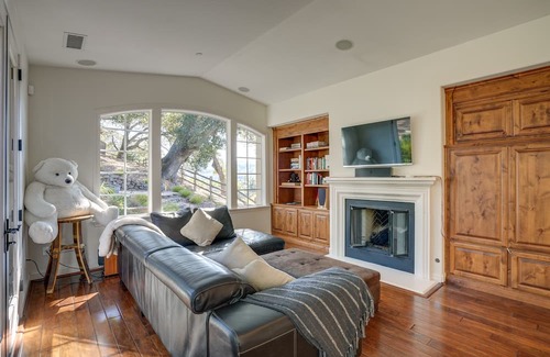 Novato House | Spacious California Escape w/ Patio, Near Beaches!