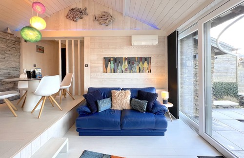 Harre House | Beautiful house with spa and pool