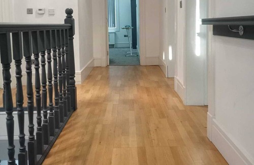 Wolverhampton Apartment | Remarkable 2-Bed Penthouse in Wolverhampton