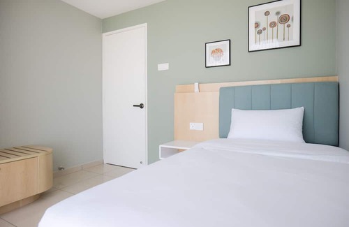 Central Seberang Perai Apartment | Great location ,surrounding with eatery center, walkable to food area.