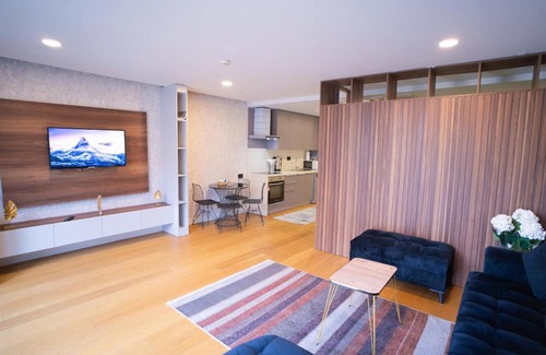 Bahcelievler Apartment | Lovely 1-bedroom Suite Apartment near Starcity Outlet