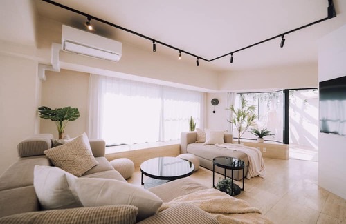 Shibuya Villa | 渋谷から徒歩10分の静かな通りにある、屋上付きの豪華な4階建ての家。