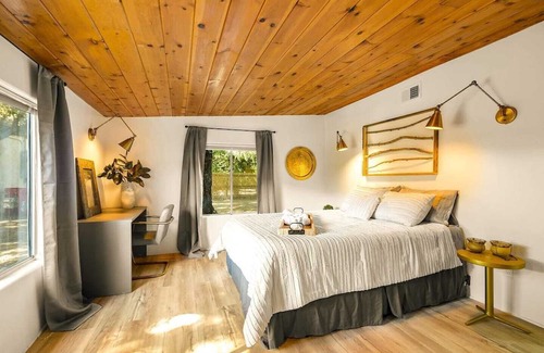 Ojai House | 15% Off June WkDays! Scenic Upper Ojai Retreat