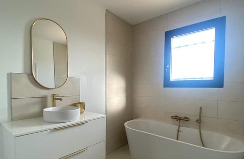Mauves House | Magnifique Maison Avec Piscine Située au Cœur du Village de Mauves en Ardèche