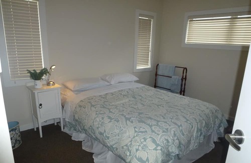 Clive House | House amoungst a vineyard and orchard