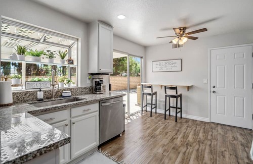 Palmdale House | Stunning, cozy, newly renovated, smart home!!