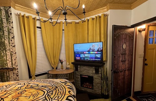 Fall River Apartment | Luxurious bedroom with private bathroom in the Flint Village area of Fall River