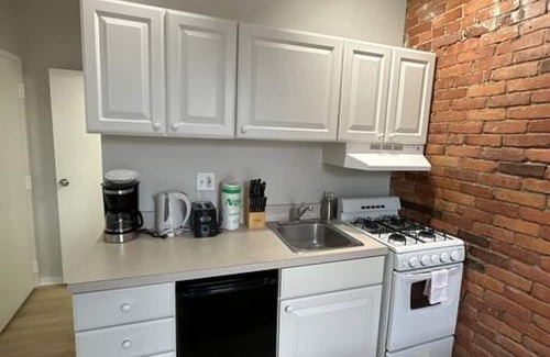 Prudential - St. Botolph Apartment | South End Serene Studio