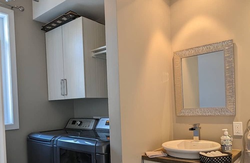 Laval House | Detached House!
