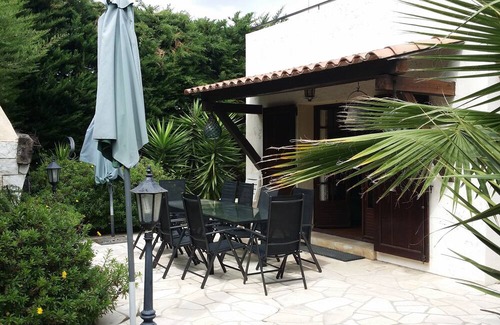 Saint-Jean Villa | Large Provençal villa close to Cannes and beaches