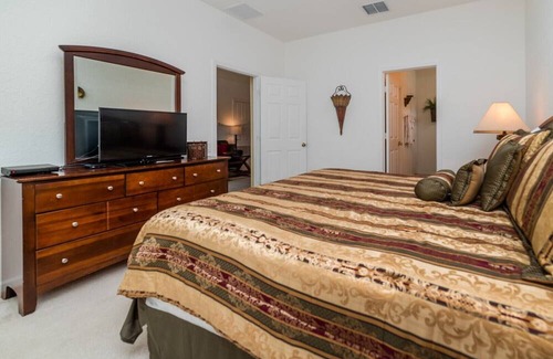 Crestwynd Bay Villa | 5 BD/5 BT villa in Windsor Hills Resort