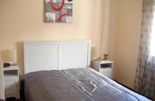 Peniche de Cima House | Homerez - Amazing house for 4 ppl. with terrace at Peniche