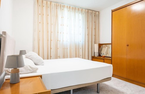 Cornella de Llobregat Apartment | GuestReady - Vintage Elegance in Catalonia