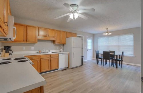 Murfreesboro House | OSborne- near VA/ soccer and baseball fields.