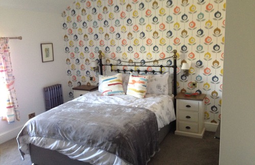 Buxton House | Imposing Victorian House in historic Spa-Town