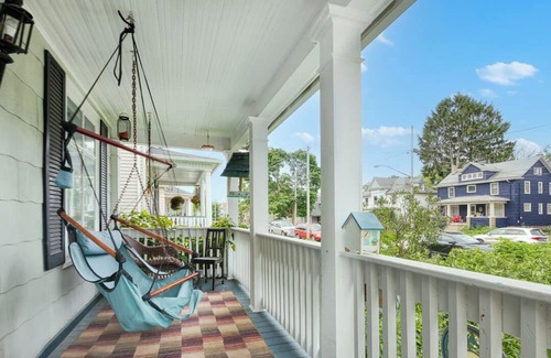 Kenosha House | Updated Quiet Home Overlooking Beach State Park
