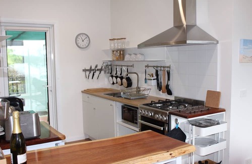 Woodbridge Apartment | Delightful aspect at Birchs Bay with view to Bruny Island.