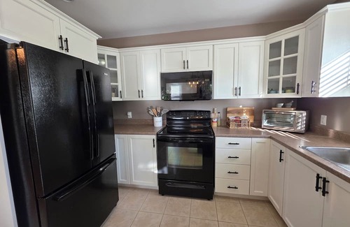 Lower Sackville House | The Suburban Cottage