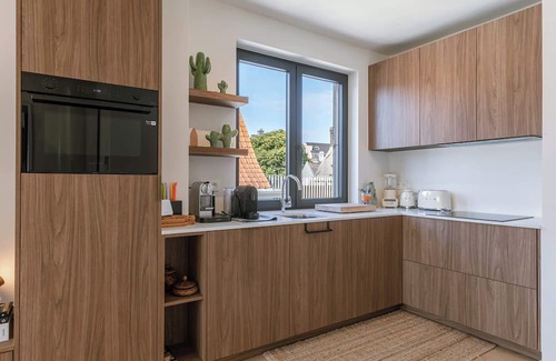 Ghent City Centre Apartment | The Sassy Summit - Chic Comfort, Views & Good Vibe