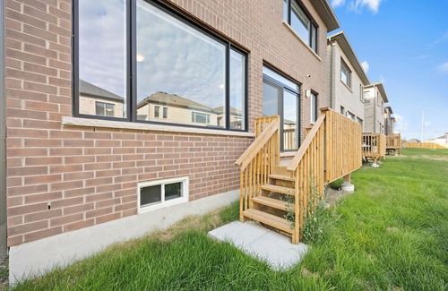 Erin House | Brand New & Spotless | 4BR Retreat in Erin