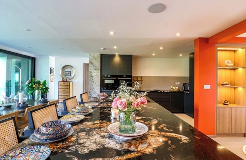 Charlton-on-Otmoor Cottage | MANOR FARM HOUSE, pet friendly, luxury holiday cottage in Bicester