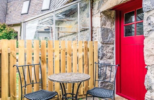 East Lewiston House | Wonderful villa for 2 people with patio