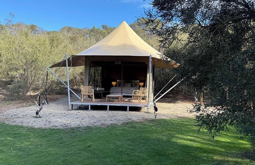 Fingal Cabin | Submerse yourself in nature - Unique Glamping experience, Mornington Peninsula.