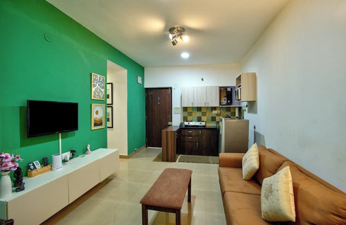 Vagator Apartment | Relaxing 1BHK at Vagator, French windows
