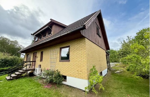 Torslanda Apartment | 12 Beds For Workers - Volvo - Parking lot - All-inclusive