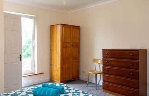 Shirley House | Darwin road guest house room 5