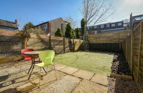 Blackburn House | Heart Of Blackburn: Modern Home