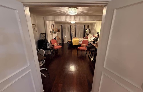 Port Jefferson Apartment | Historic Beautifully Preserved 1800’s Retreat - Large 1bd Apt in PJ Village
