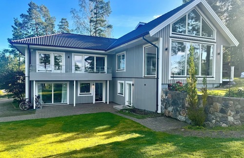 Saltsjo Boo Apartment | Seaside Modern Apartment with Archipelago Ocean View