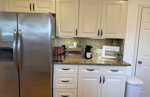 Wilmington House | 4-bedroom 2 Full Bath Cozy Retreat