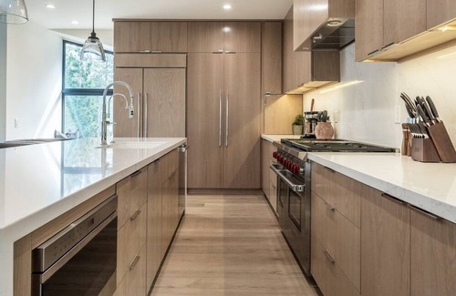 Mammoth Lakes House | New Luxury Free Standing 4BR/4.5BA Home, Obsidian Reserve #146 Priv. Hot Tub, 2-Car Garge, gr8 Vws!