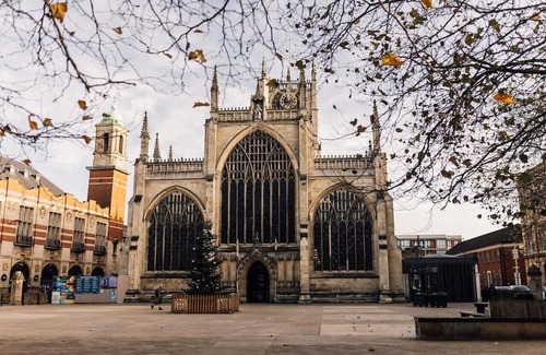 Hull Old Town Apartment | Hullidays》Old Town Luxury Cavern