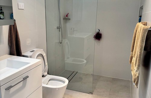 Illawong Apartment | for people looking for peace and a holiday spot close to city and beaches