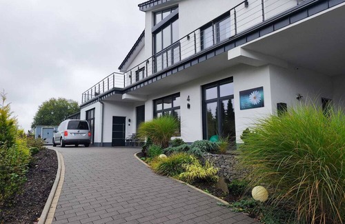 Drolshagen Apartment | Modern 2-room vacation apartment in a central, quiet location with separate entrance