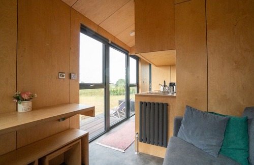 Shaftesbury House | Cosy Cabin at The Coppleridge 2