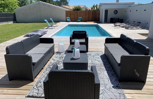 Salaunes Villa | Contemporary villa 4★ with heated pool - between Bordeaux and Lacanau
