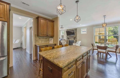 Northeast Raleigh House | Elegant 4-Bedroom North Raleigh Retreat