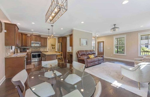 Northeast Raleigh House | Elegant 4-Bedroom North Raleigh Retreat