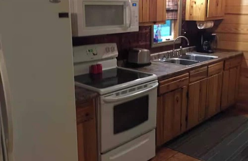 College City Cabin | Current River Cabin, On the Water, Fishing, Swimming, Relaxation.