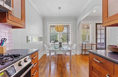 Cherry Condo | Spacious Myers Park 2BR King Condo | Porch